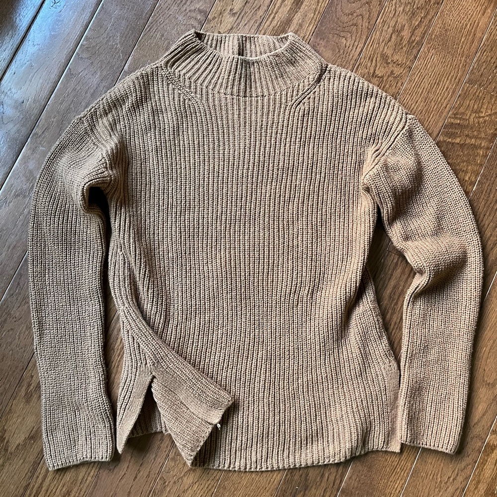 Beige Banana Republic Knit Mock Neck Sweater